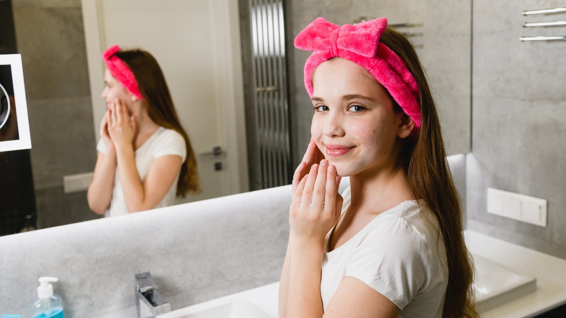 Budget-Friendly Acne Fighters: Top Drugstore Products for Treating Teen Acne